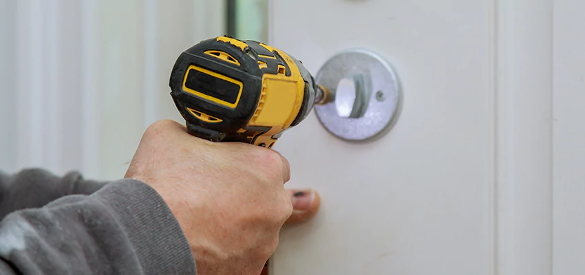 Street Locksmith For Smart Lock Repair in Albany, CA